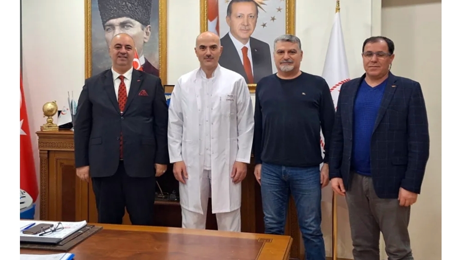 YGD’li gazeteciler Başhekim Prof. Dr. Gürhan Baş’ı ziyaret etti