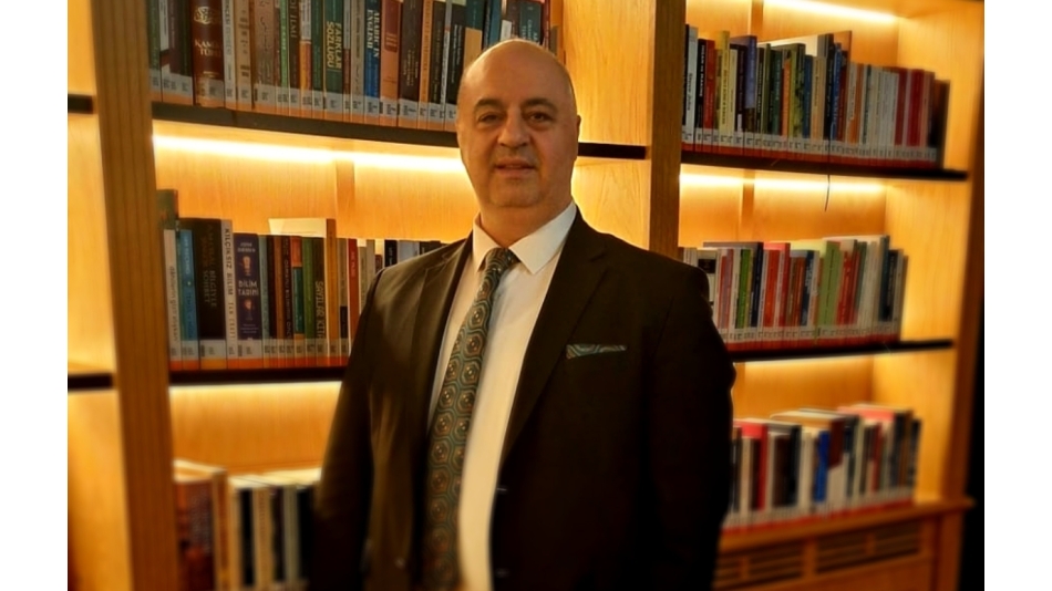 'Milletleri Kurtaracak Olanlar Yalnız ve Ancak Öğretmenlerdir'